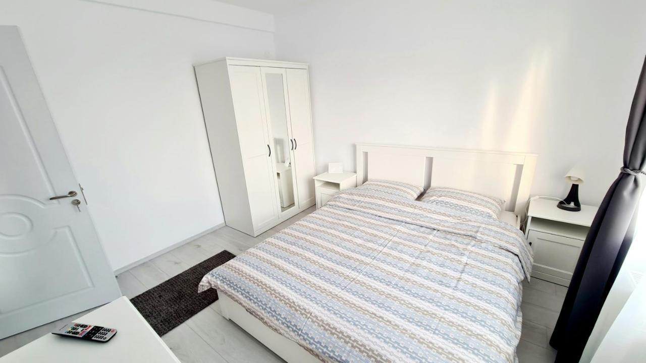 Belle Apartments - Central Piteszti Zewnętrze zdjęcie